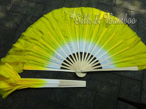 White-yellow Chinese silk short flutter dance fan - Click Image to Close