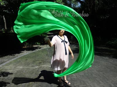 1pc 2.3M*0.9M green 5mm silk dance veil poi - Click Image to Close